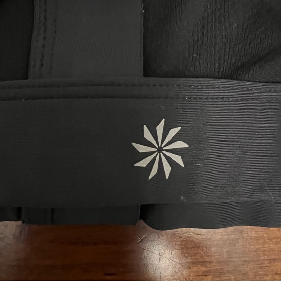 ATHLETA Women's Black Sports Bra Size Small - Picture 4 of 4